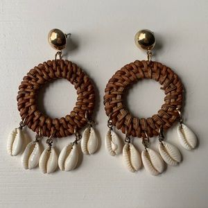 Rattan Shell Earrings